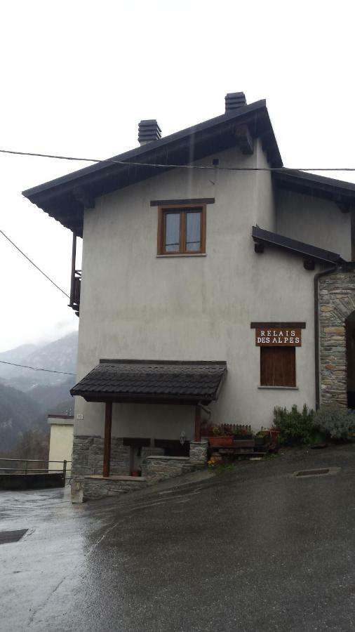 Relais Des Alpes Bed and Breakfast Susa Exteriör bild